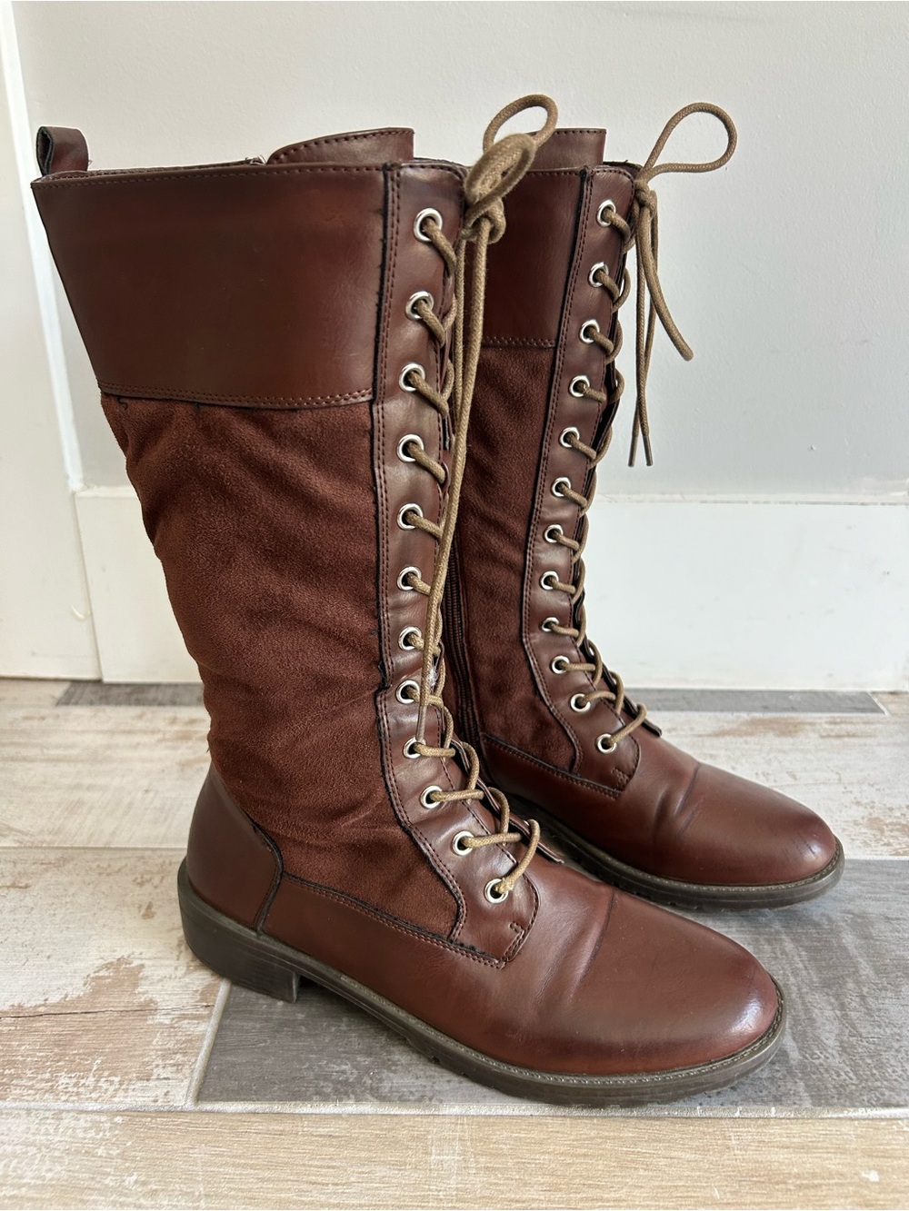 G.C. SHOES Womens Brown Comfort Hanker Round Toe Block Heel Combat Boots 8